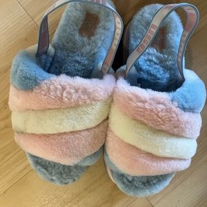 Ugg slippers sandals